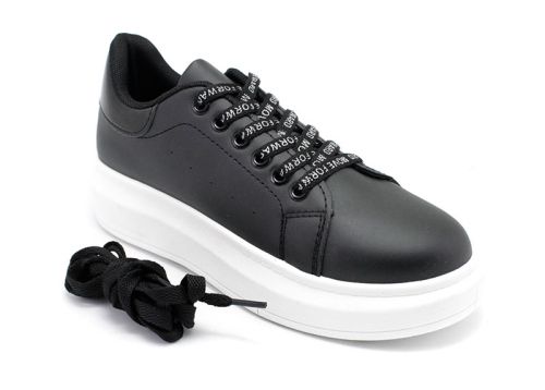 Дамски кецове в черно 1870 CH