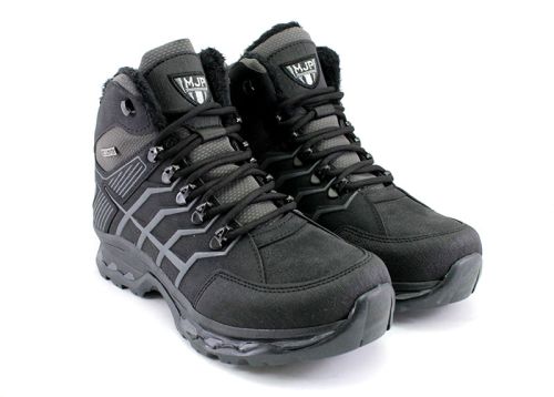 Мъжки туристически боти в черно, модел 1907CH.~