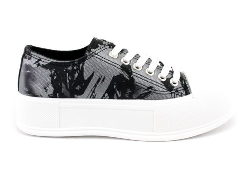 Дамски кецове на дебело ходило в черно, модел 2157