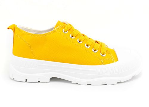 Дамски кецове на дебело ходило в жълто, модел 228