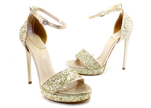 Дамски, официални сандали в златисто - Модел Барби