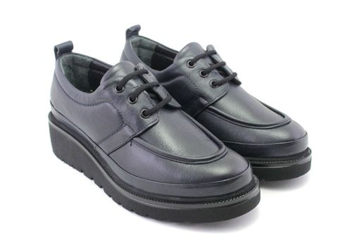 Дамски ежедневни обувки в тъмно синьо - Модел Йоана