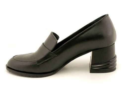 Дамски официални обувки в черно, модел Клер