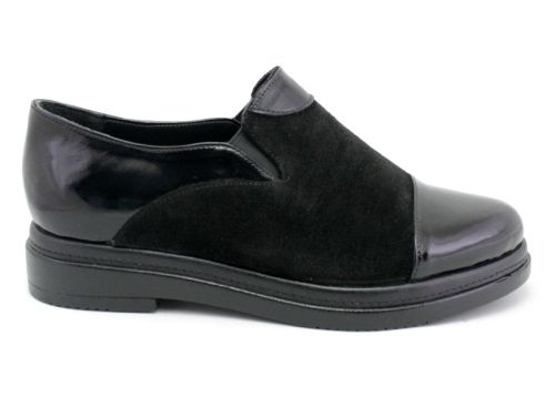 Дамски ежедневни обувки от лак и велур в черно - Модел Ареселис