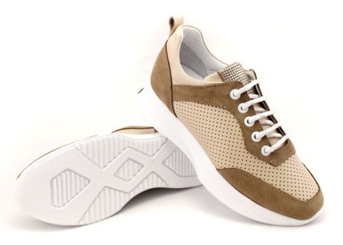 Дамски маратонки във бежово - Модел Дафне.