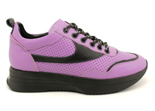 Дамски маратонки в лилаво и черно - Модел Офелия.