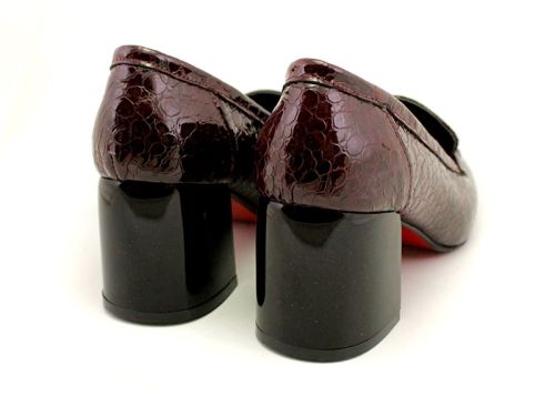 Дамски официални обувки в бордо, модел Мерилин.
