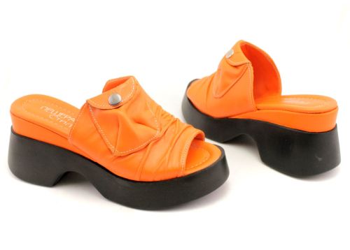 Дамски сабо от естествена кожа в  оранжев цвят - Модел Саманта.