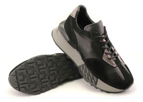 Дамски маратонки в черен цвят - Модел Марсела.