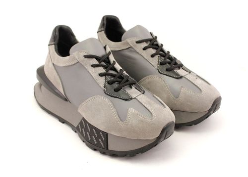 Дамски маратонки в сив цвят - Модел Марсела.