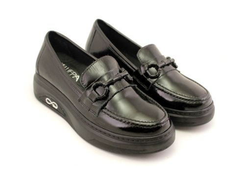 Дамски мокасини в черно - Модел Гладис.