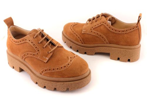 Дамски, ежедневни обувки от естествен велур в светло кафяво - Модел Елизабет