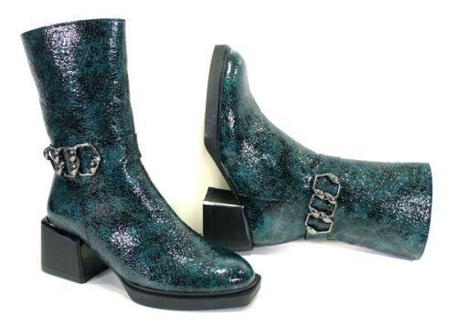 Дамски официални боти от естествен лак в зелено - Модел Бети