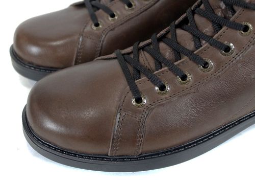 Мъжки зимни боти от естествена кожа в кафяво с топъл хастар и кларково ходило