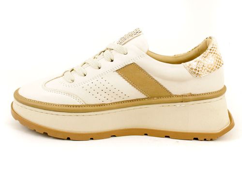 Дамски спортни обувки от естествена кожа в бежово - Модел Дерия.