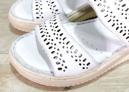 Дамски чехли в бяло - модел Милана