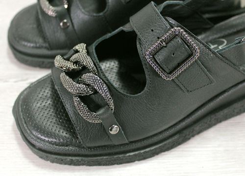 Дамски сандали от естествена кожа в черно - модел Сеньорита