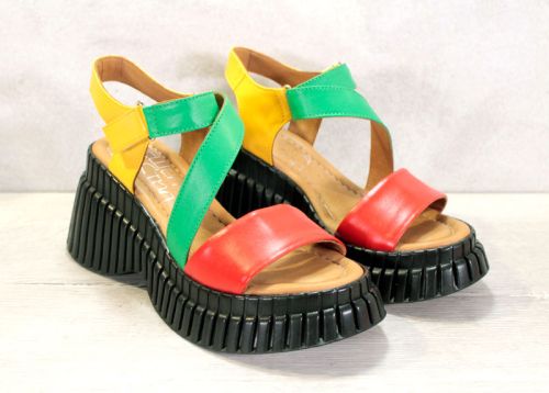 Дамски, цветни сандали на платформа от естествена кожа - модел Сиена