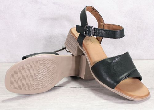 Sandale dama din piele naturala de culoare neagra - Model Alexa.