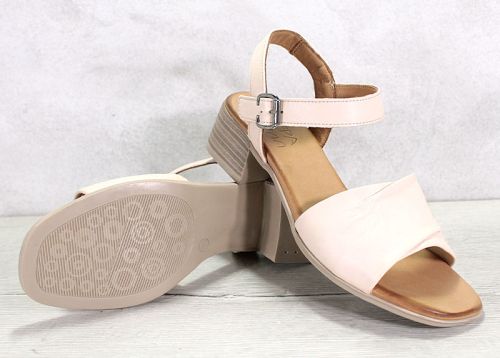 Дамски сандали от естествена кожа в бежово - Модел Алекса.