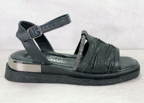 Дамски сандали от естествена кожа в черно - модел Анкона