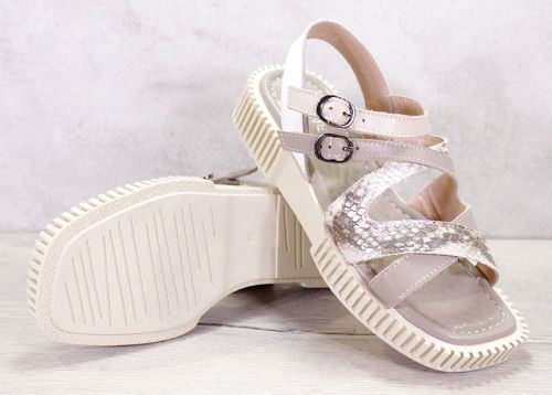 Дамски сандали на ниска платформа от естествена кожа във визонено - модел Валентина