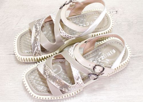 Дамски сандали на ниска платформа от естествена кожа във визонено - модел Валентина