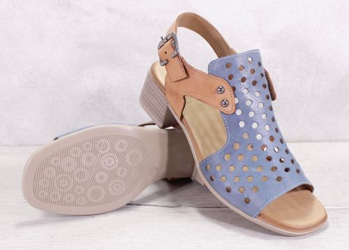 Дамски сандали на нисък ток от естествена кожа в дънково синьо и светло кафяво - Модел Карина.