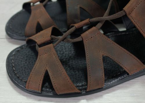 Мъжки сандали "римлянки" от естествена кожа в кафяво- модел Цезар.