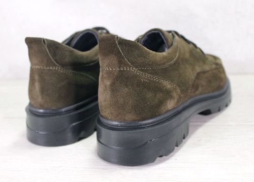 Chic Urbain - Дамски мокасини от зелен велур - Модел Диана