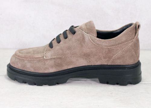 Chic Urbain - Дамски мокасини от бежов велур - Модел Диана