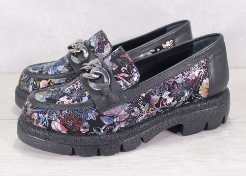 Charme Urbain Victoria - Дамски модни лоуфъри с цветен десен на черен фон - Модел Виктория