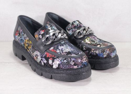 Charme Urbain Victoria - Дамски модни лоуфъри с цветен десен на черен фон - Модел Виктория