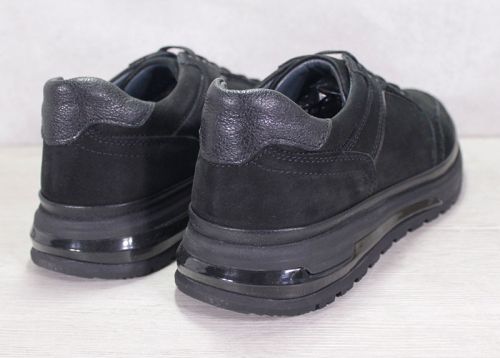 Мъжки ежедневни обувки от черен набук с елементи от кожа - модел Urban Noir