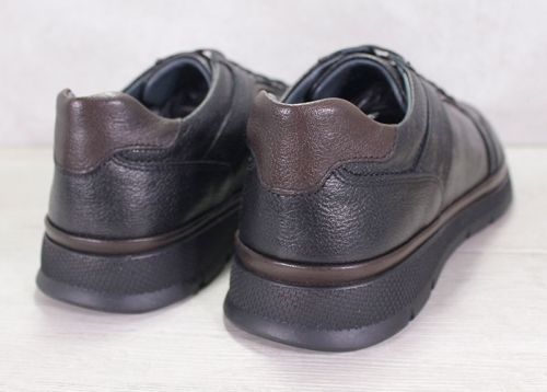 Мъжки ежедневни обувки от черна шагренова кожа с кафяви акценти - модел Urban Espresso