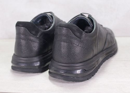 Мъжки ежедневни обувки от черна шагренова кожа - модел Urban Shadow