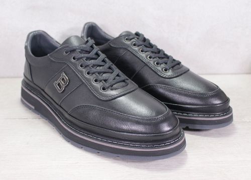 Мъжки спортно-елегантни обувки от висококачествена черна кожа - модел Urban Sleek