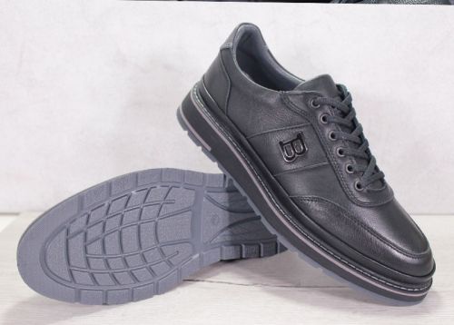 Мъжки спортно-елегантни обувки от висококачествена черна кожа - модел Urban Sleek