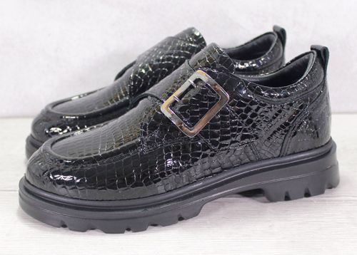 Дамски лоуфъри с кроко ефект от естествен лак - модел Croco Shine Loafer