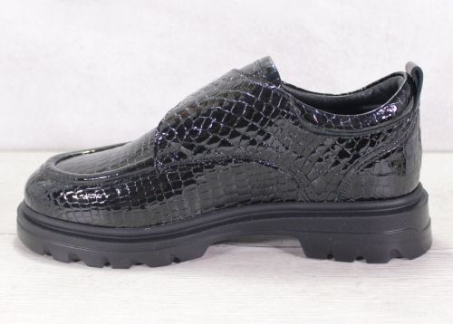Дамски лоуфъри с кроко ефект от естествен лак - модел Croco Shine Loafer