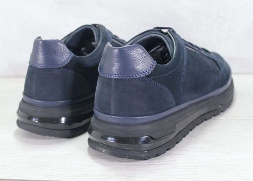 Мъжки ежедневни обувки в тъмно синьо - модел City Sleek.