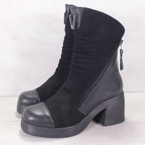 Дамски боти от естествен набук в черно - Модел Нефертити.