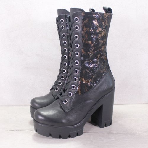 -Дамски високи кубинки от естествена кожа в черно със златисти елементи - Модел Glamour Heights