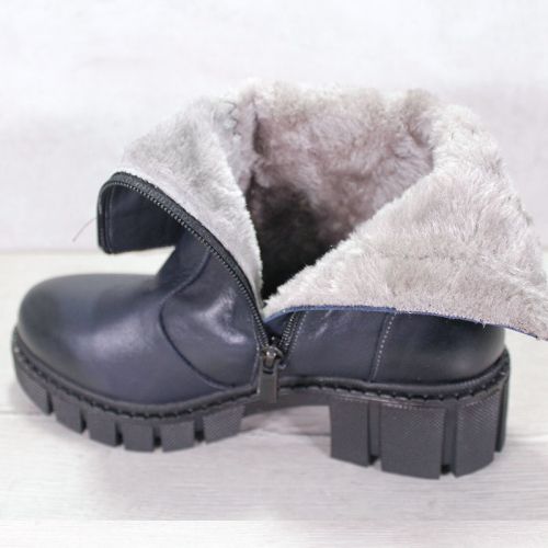 -Дамски ежедневни боти от естествена кожа в тъмно синьо - модел Синя Аврора