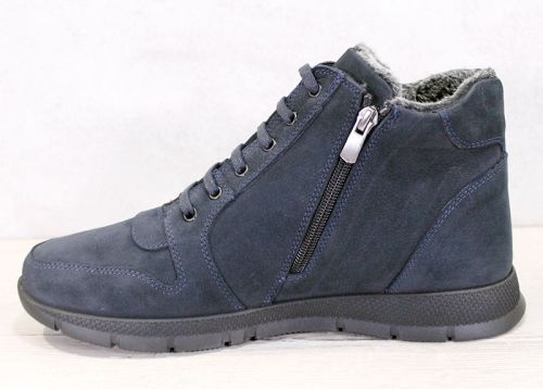 Мъжки боти от естествен набук в тъмно синьо - модел 221015.