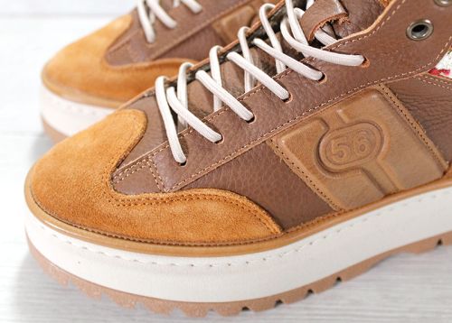 Високи дамски сникърси в кафява гама - модел 310812