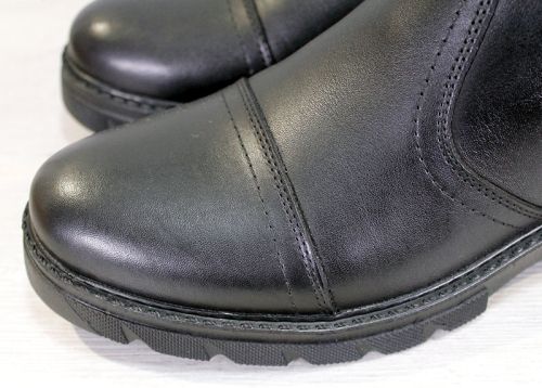 Мъжки боти без връзки от естествена кожа със страничен цип в черно, модел Бенито.