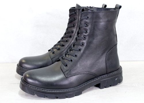 Мъжки кубинки от естествена кожа в черно, модел Виго.