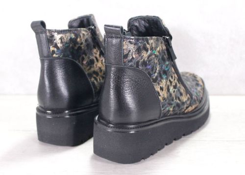 -Дамски боти от естествена кожа с уникален холограмен ефект - модел Мерида.