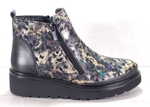 -Дамски боти от естествена кожа с уникален холограмен ефект - модел Мерида.